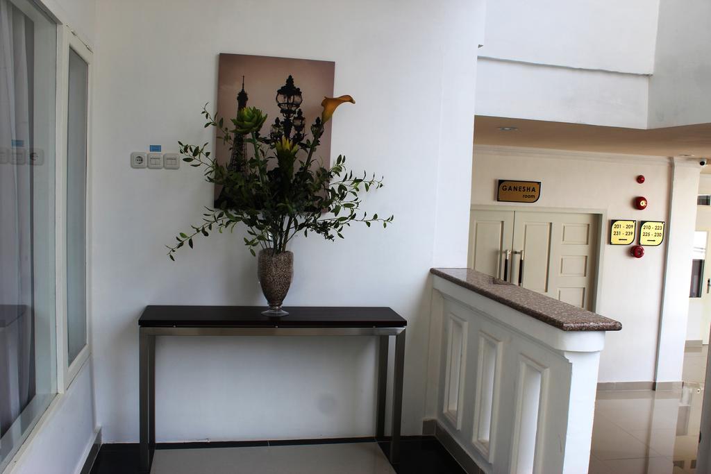 Ramayana Hotel Makasar Zewnętrze zdjęcie